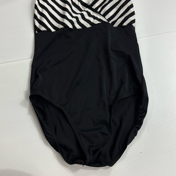 365. Balera Black and White Halter leotard (M) - Picture 3 of 8